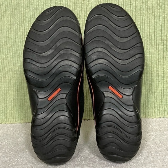 Lands' End Women's Black Suede All Weather Zip up Slip On Loafer Shoes Size 7.5B - Picture 10 of 11